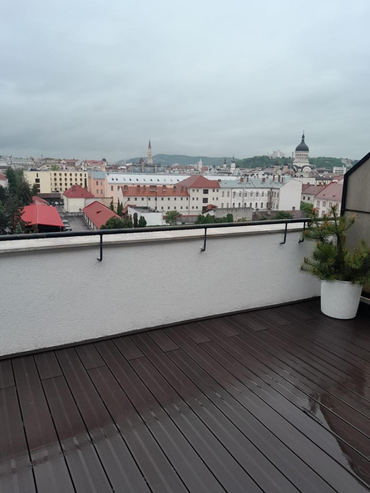 Ferienwohnung Cristinco Panoramic Cluj-Napoca Exterior foto